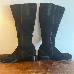 La Canadienne Size 10 M Black suede Knee high boots